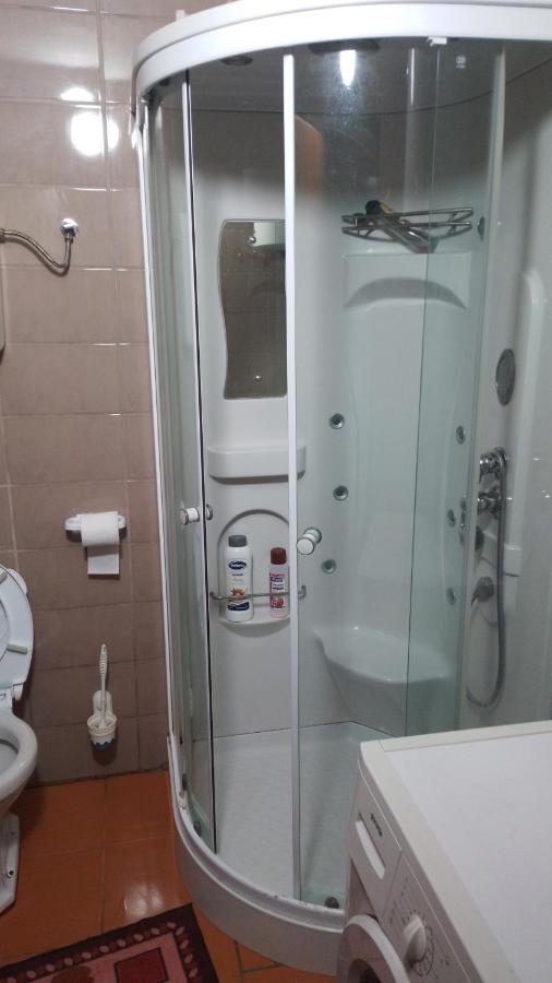 Red Apartman Требинье Экстерьер фото
