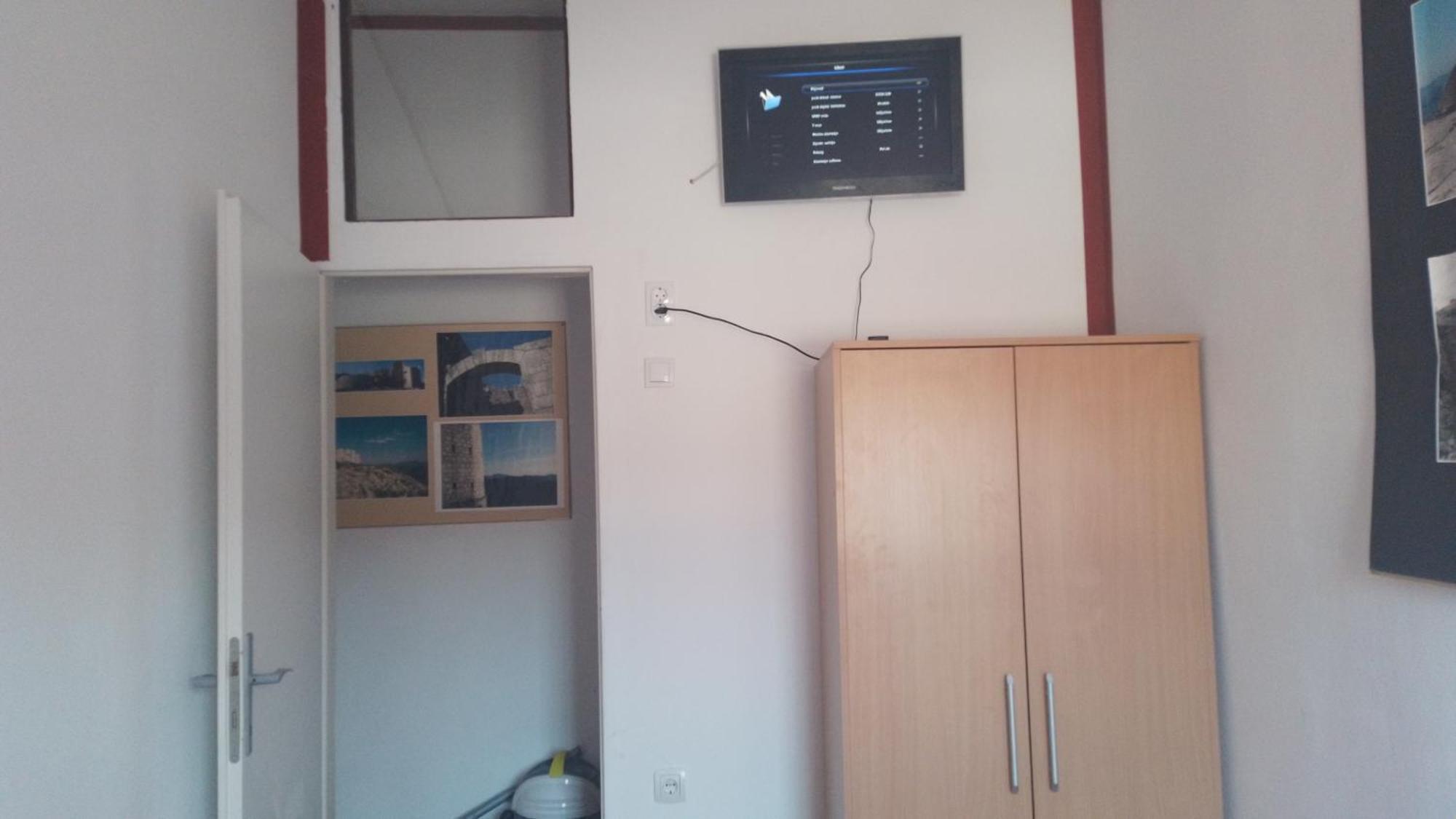 Red Apartman Требинье Экстерьер фото