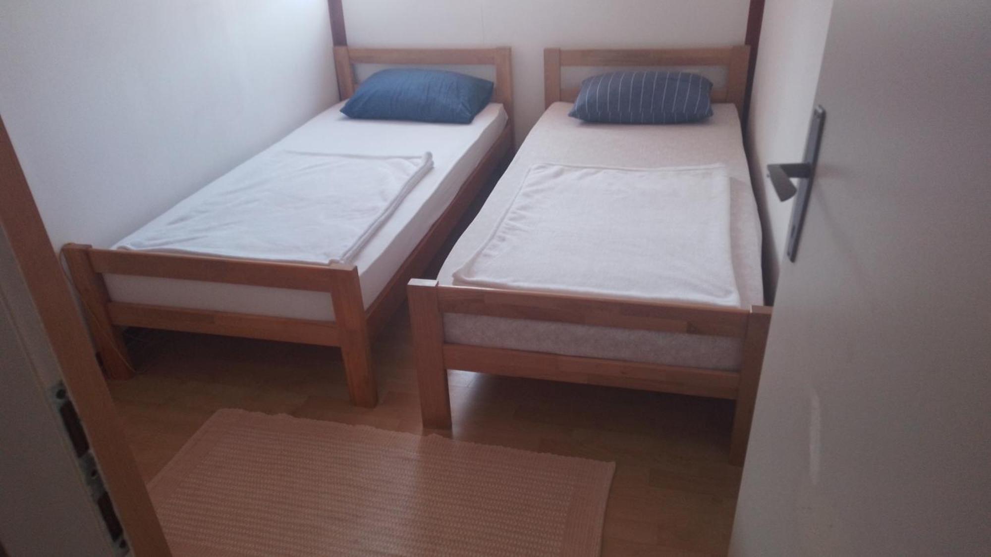 Red Apartman Требинье Экстерьер фото